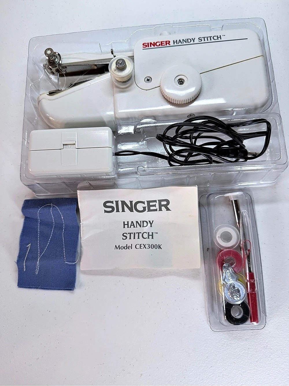 SINGER Handy Stitch Model CEX300K Portable Sewing Machine